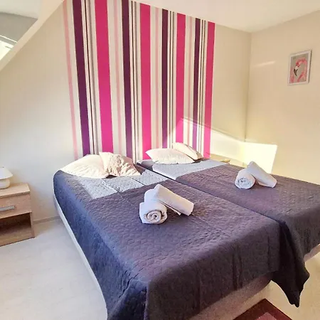Cassia W Rabce Przy Parku Zdrojowym - Smaczne Sniadania I Obiady 3* Rabka